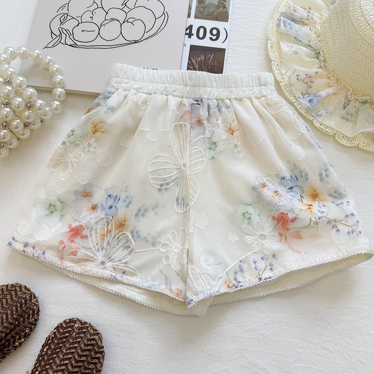 Chic New  Floral Tank Top and Shorts Set for Girls, Fashionable National Style Two-Piece Outfit